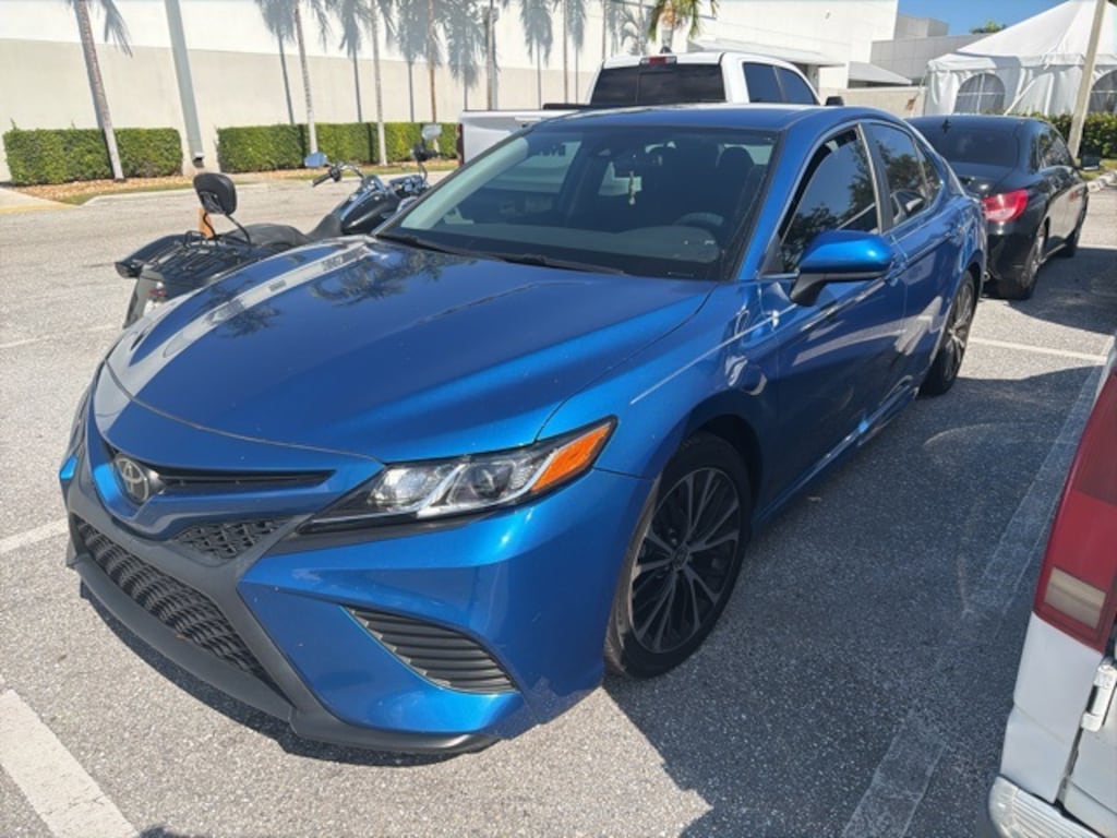 Certified 2020 Toyota Camry SE Sedan