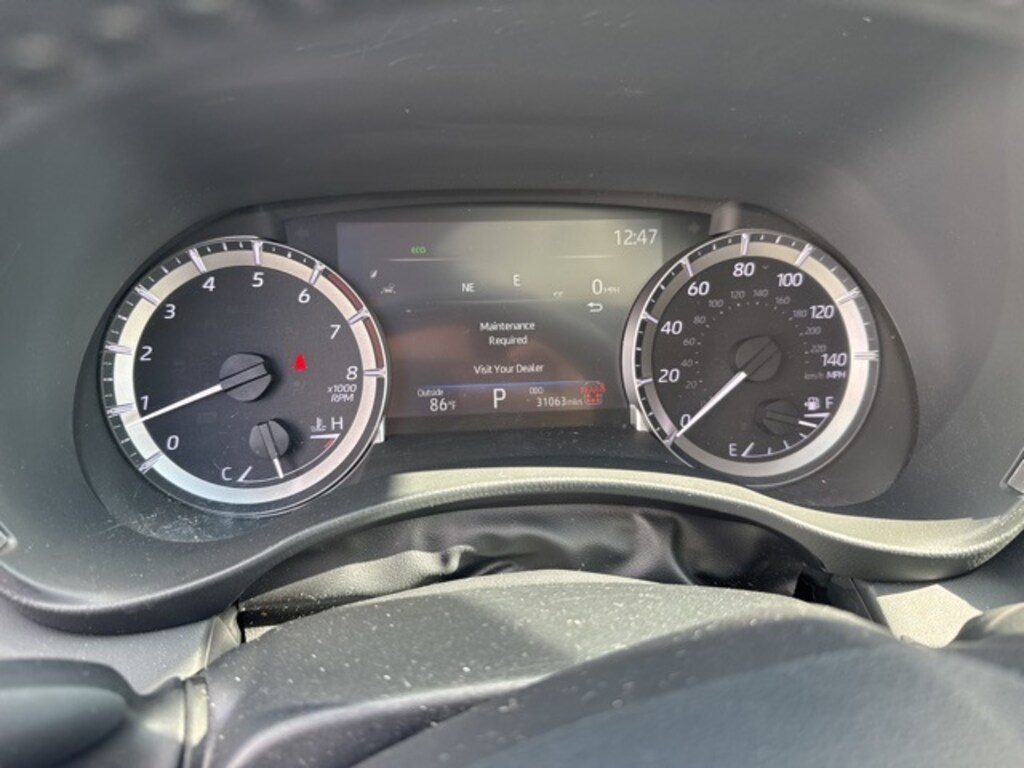 Used 2024 Toyota Highlander LE SUV