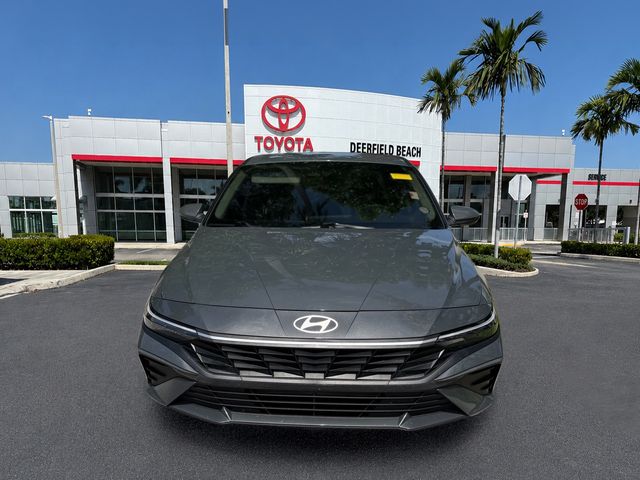 Used 2024 Hyundai Elantra SE with VIN KMHLL4DG6RU814173 for sale in Deerfield Beach, FL