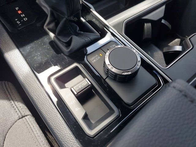 2026 Toyota Tundra SR5 - Photo 18