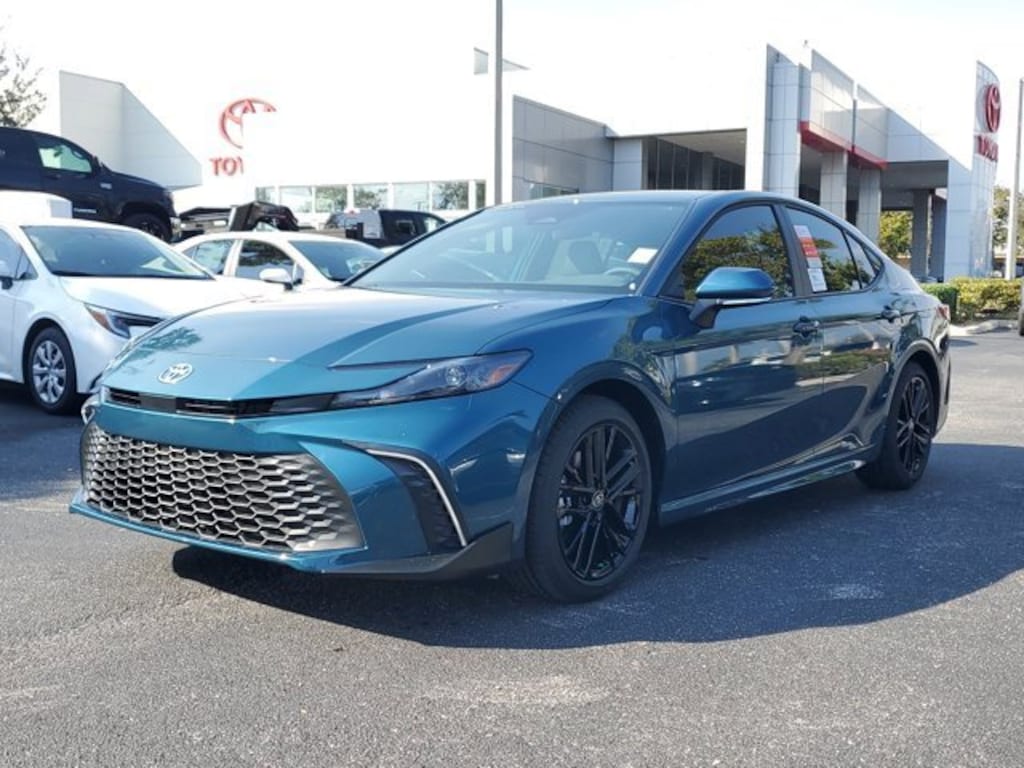 New 2026 Toyota Camry SE Sedan