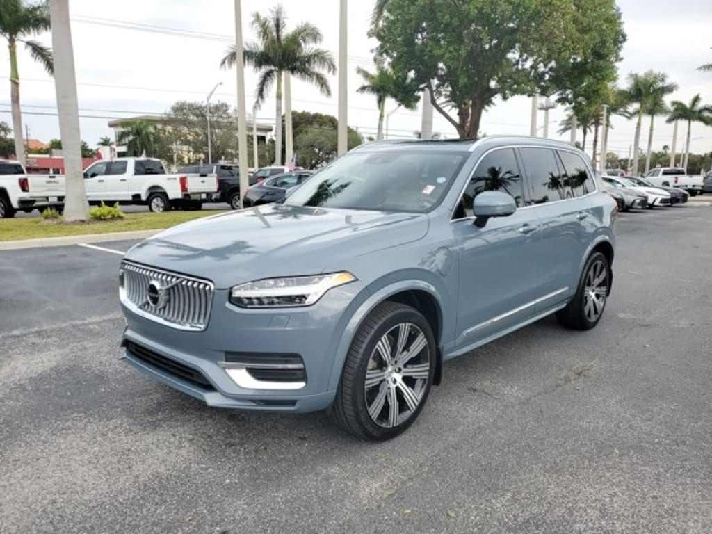 Used 2022 Volvo XC90 Recharge Plug-In Hybrid T8 Inscription Extended Range 7P SUV