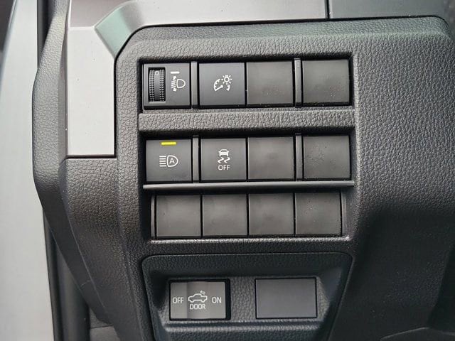 2026 Toyota Tacoma SR5 - Photo 23