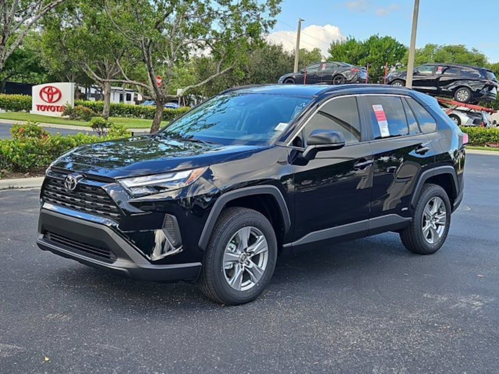 New 2025 Toyota RAV4 Hybrid LE SUV