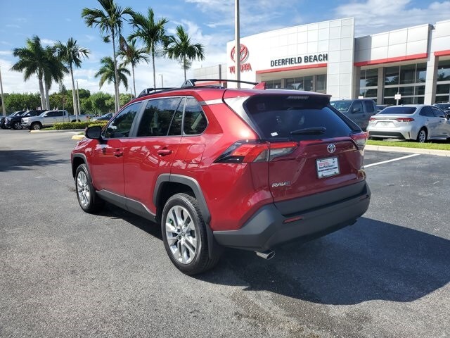 2025 Toyota RAV4 XLE Premium photo 3