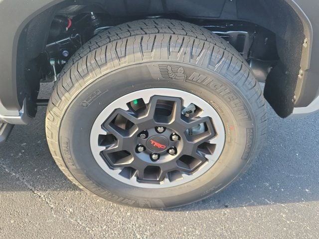 2025 Toyota 4Runner TRD Off-Road Premium - Photo 9