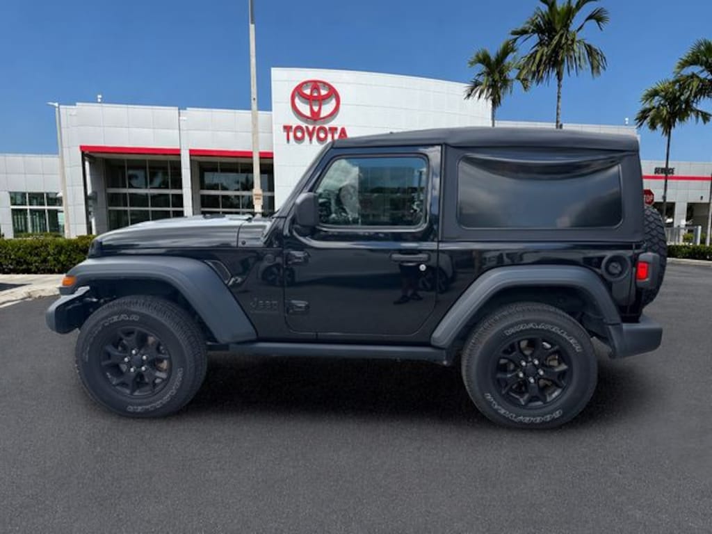 Used 2020 Jeep Wrangler Sport SUV