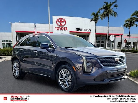 2025 Cadillac XT4 Premium Luxury SUV