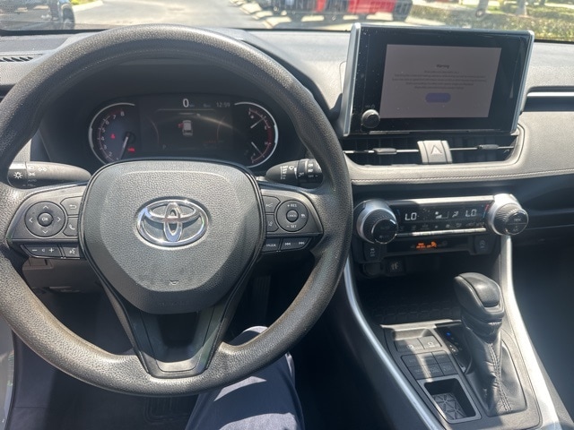 Used 2023 Toyota RAV4 XLE with VIN 2T3P1RFVXPW391473 for sale in Kansas City