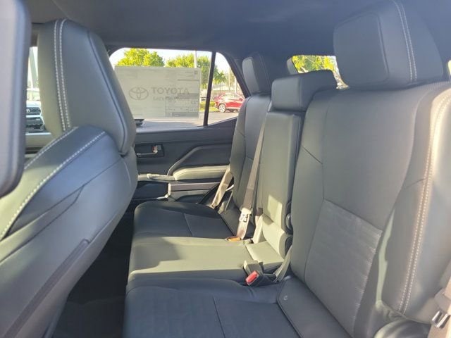 2025 Toyota 4Runner TRD Off-Road Premium - Photo 12