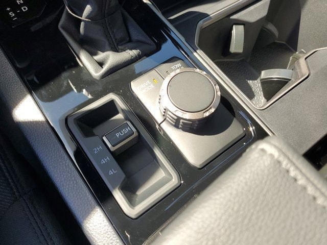 2026 Toyota Tundra SR5 - Photo 20