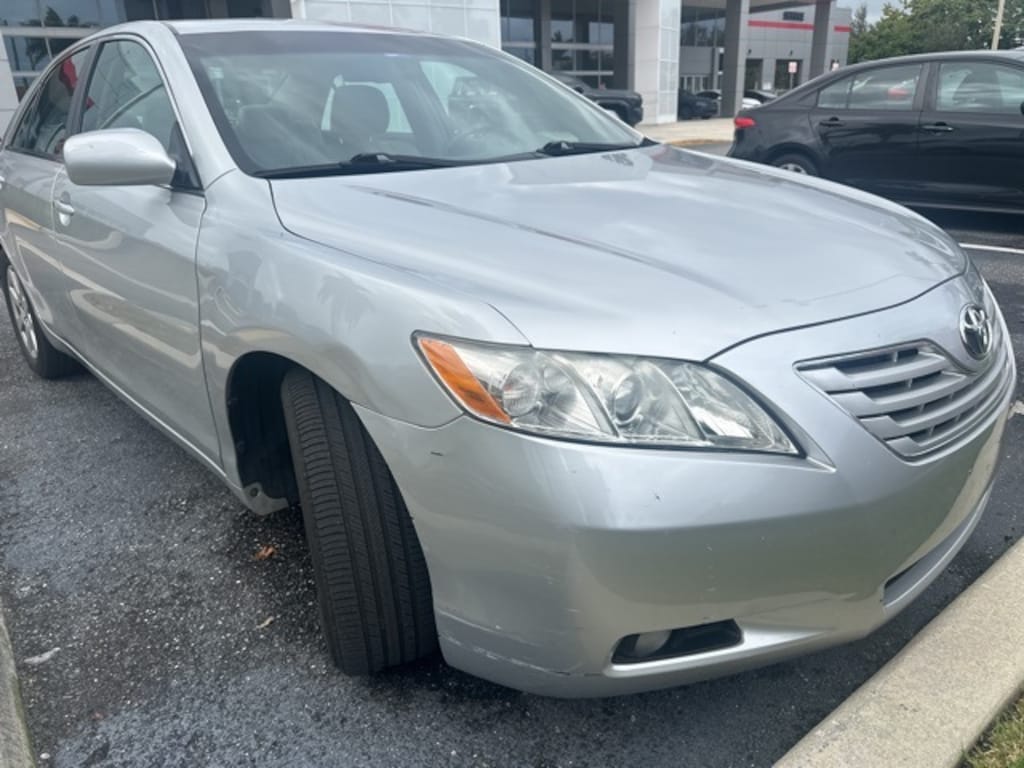 Used 2009 Toyota Camry XLE Sedan