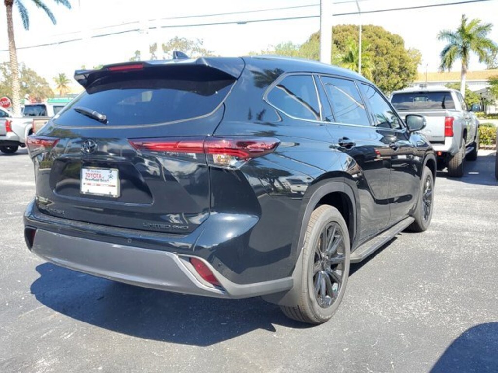 New 2026 Toyota Highlander Limited SUV