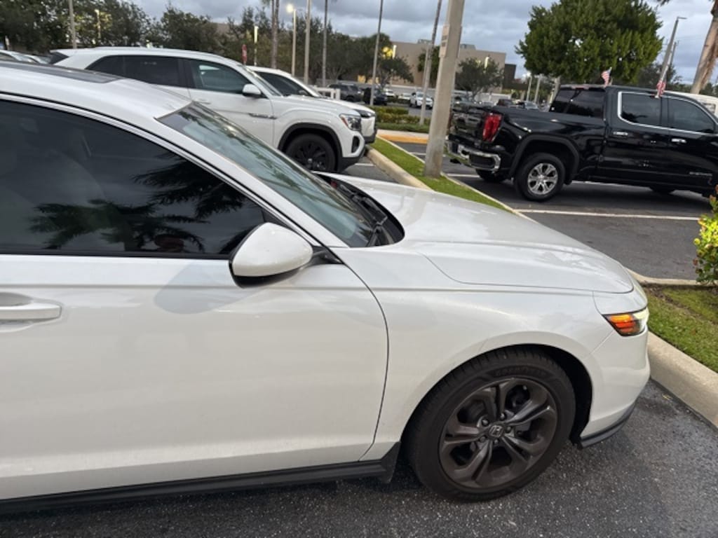 Used 2023 Honda Accord EX Sedan