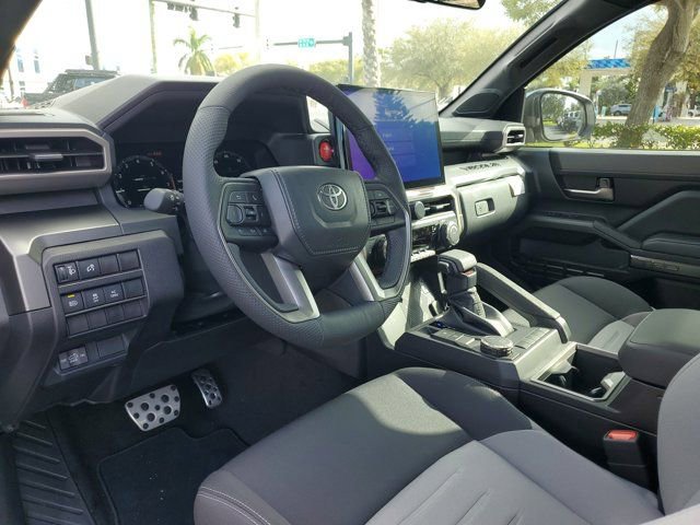 2025 Toyota Tacoma TRD Sport - Photo 10