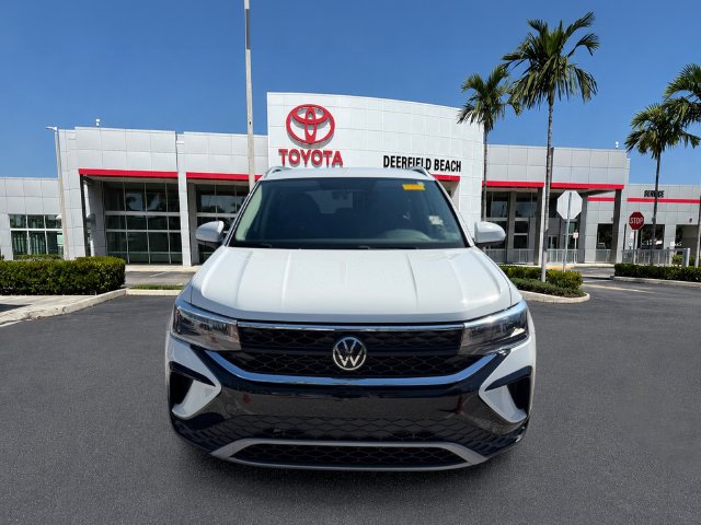 Used 2022 Volkswagen Taos SE with VIN 3VVRX7B29NM015077 for sale in Deerfield Beach, FL