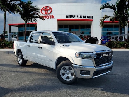 2025 Ram 1500 Big Horn/Lone Star Truck Crew Cab