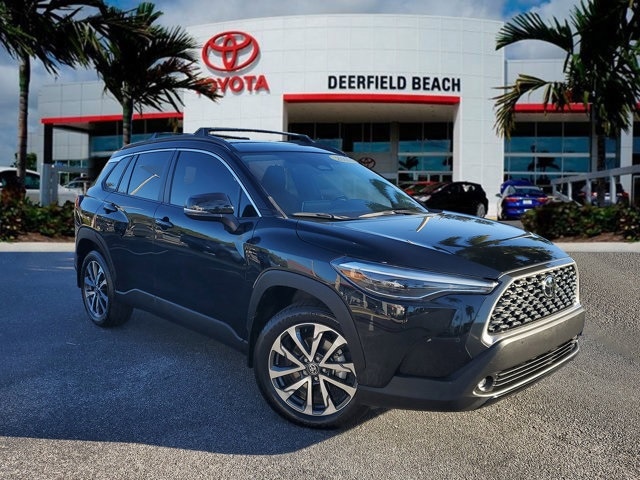 2023 Toyota Corolla Cross XLE's photo