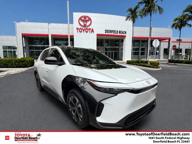 Used 2024 Toyota bZ4X XLE with VIN JTMAAAAAXRA053097 for sale in Deerfield Beach, FL