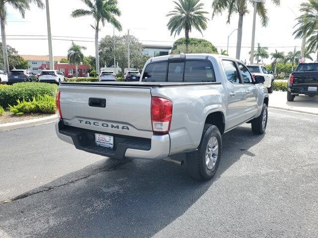 2016 Toyota Tacoma SR photo 4