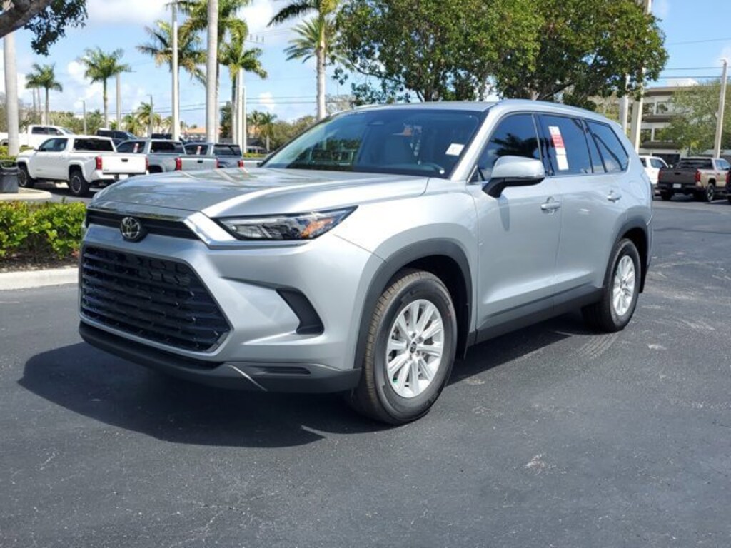 New 2026 Toyota Grand Highlander Hybrid XLE SUV