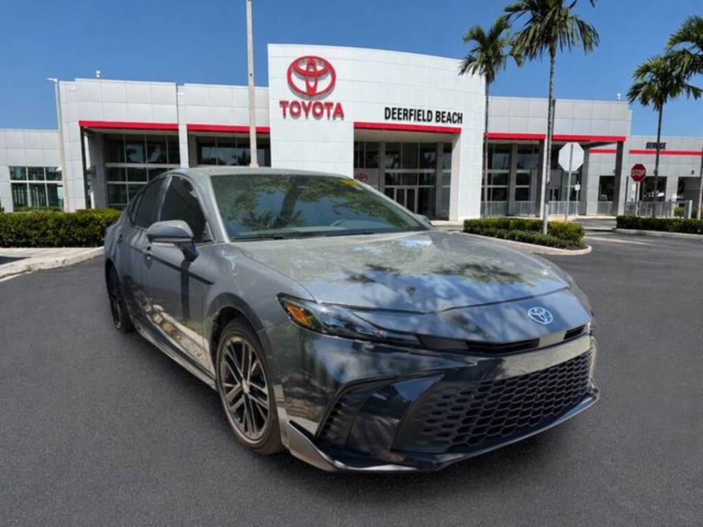 Used 2026 Toyota Camry SE Sedan