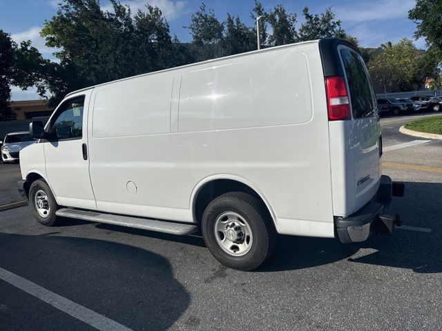 2019 Chevrolet Express 2500 Work Van HD's photo