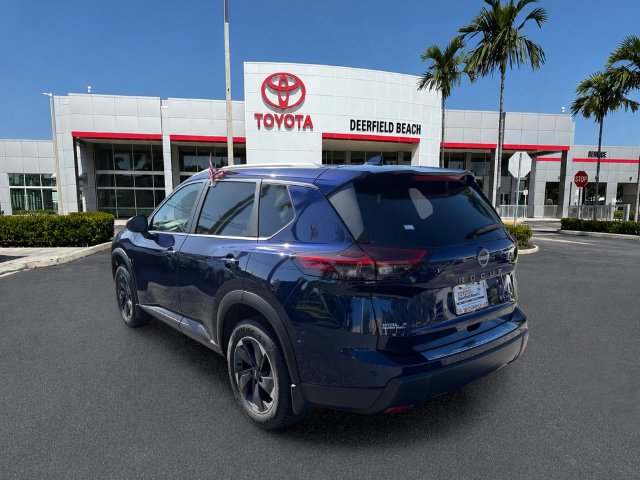 Used 2024 Nissan Rogue SV SUV