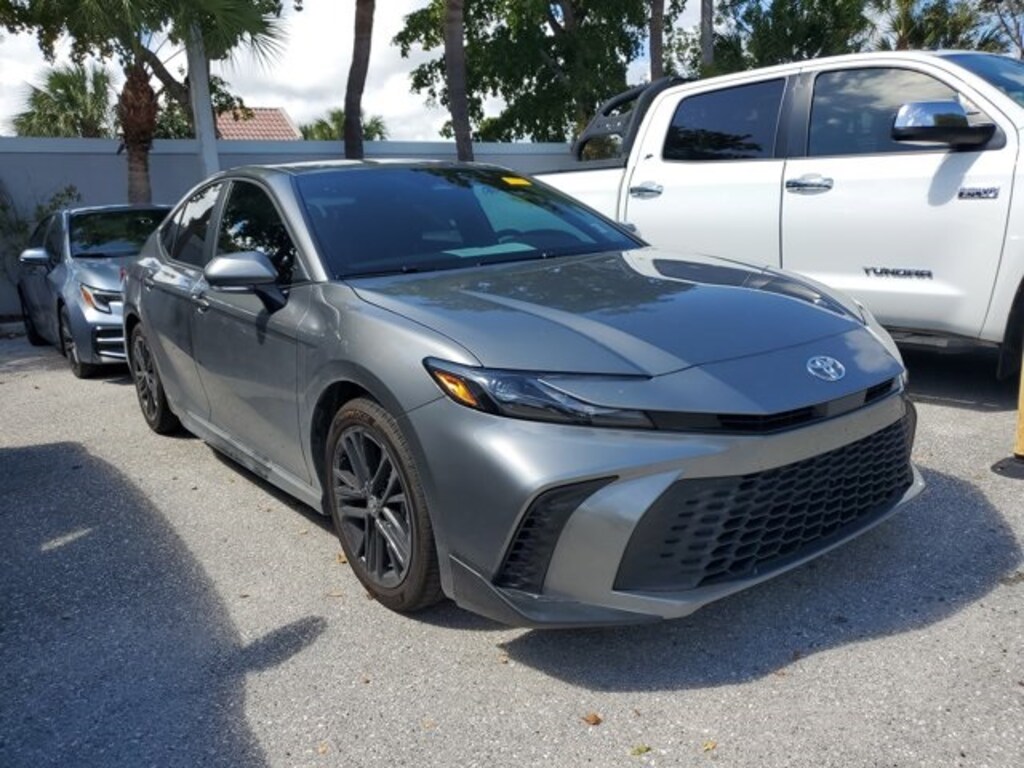 Used 2026 Toyota Camry SE Sedan