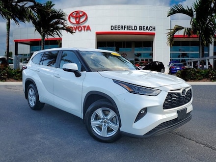 2024 Toyota Highlander LE SUV