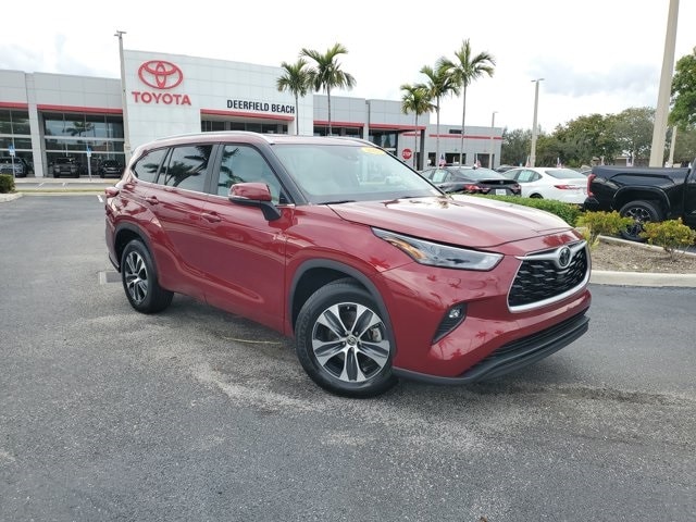 2023 Toyota Highlander XLE FWD