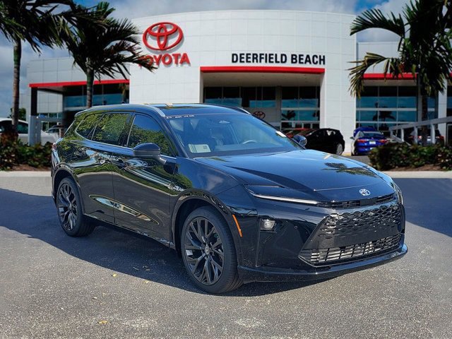 2025 Toyota Crown Signia Limited's photo