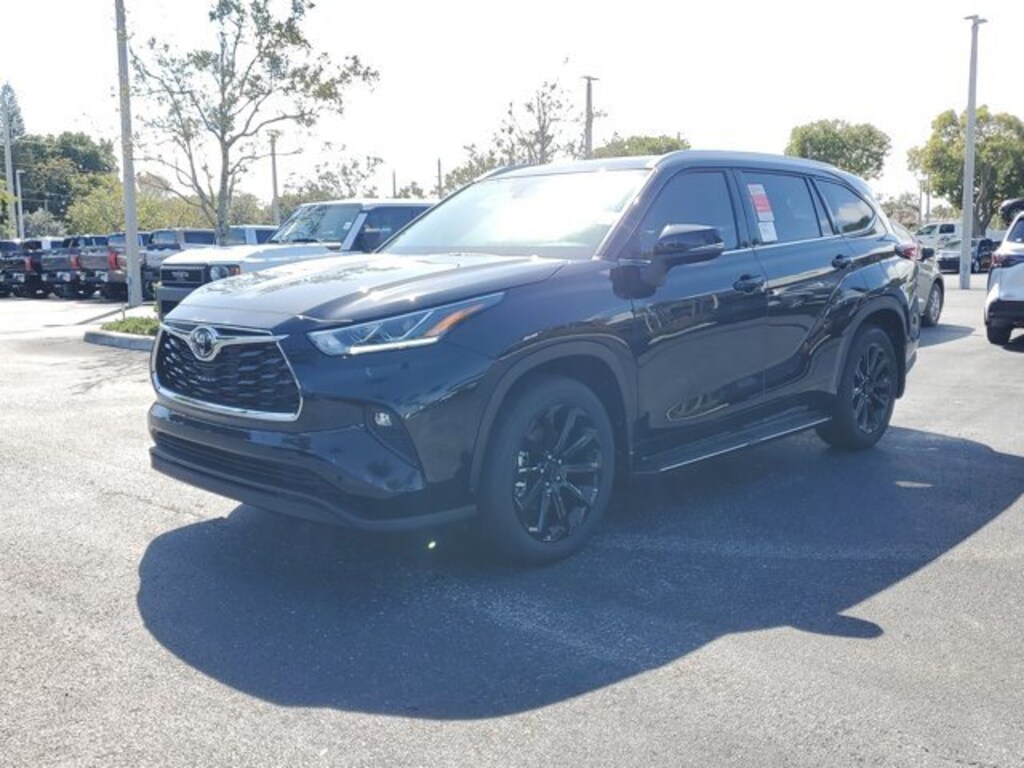 New 2026 Toyota Highlander Limited SUV