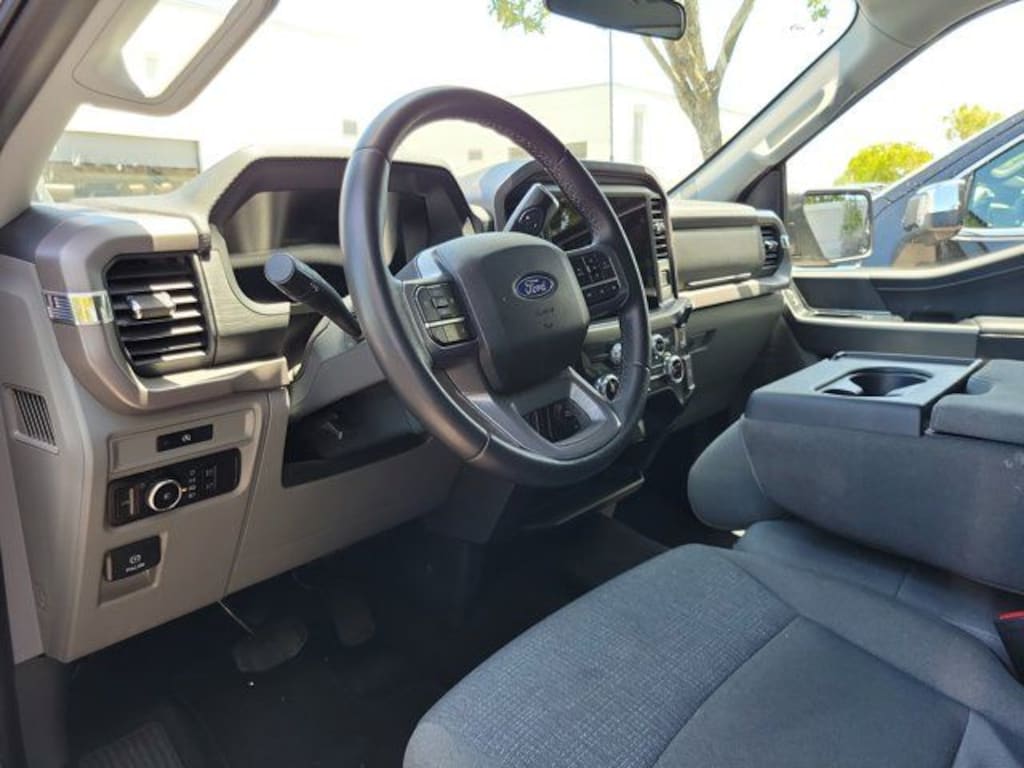 Used 2025 Ford F-150 XLT Truck SuperCrew Cab