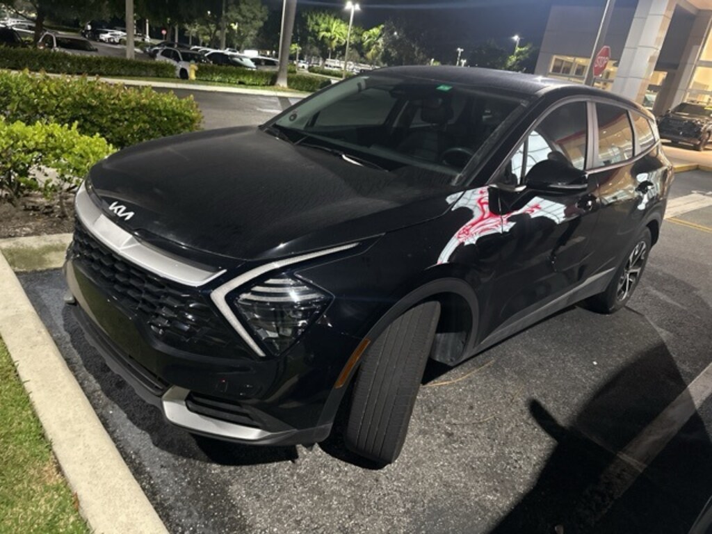 Used 2025 Kia Sportage EX SUV