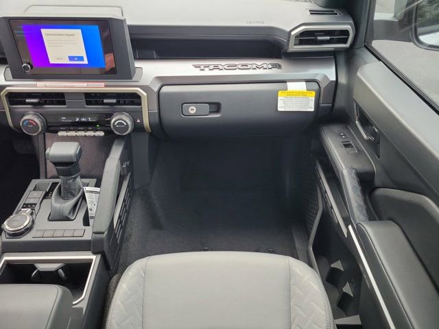 2026 Toyota Tacoma SR5 - Photo 14
