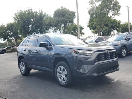 2025 Toyota RAV4 LE SUV