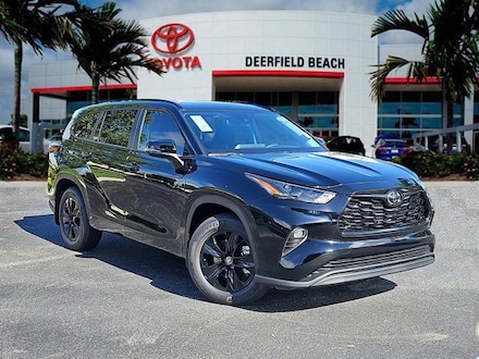 2025 Toyota Highlander Hybrid XLE SUV