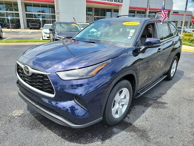 Certified 2022 Toyota Highlander L with VIN 5TDCZRAH2NS122259 for sale in Deerfield Beach, FL