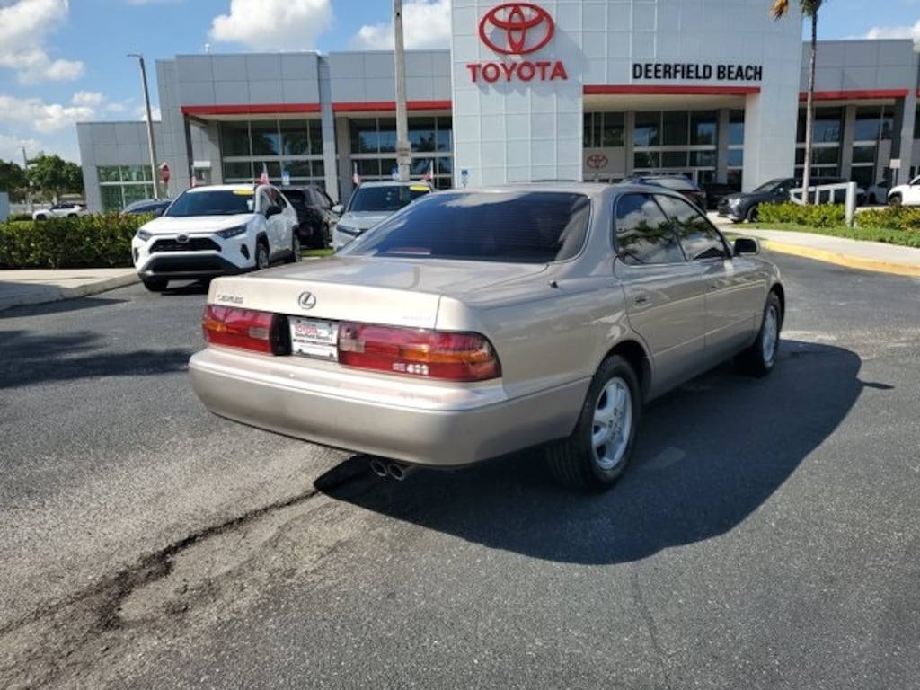 Used 1994 Lexus ES 300 Sedan