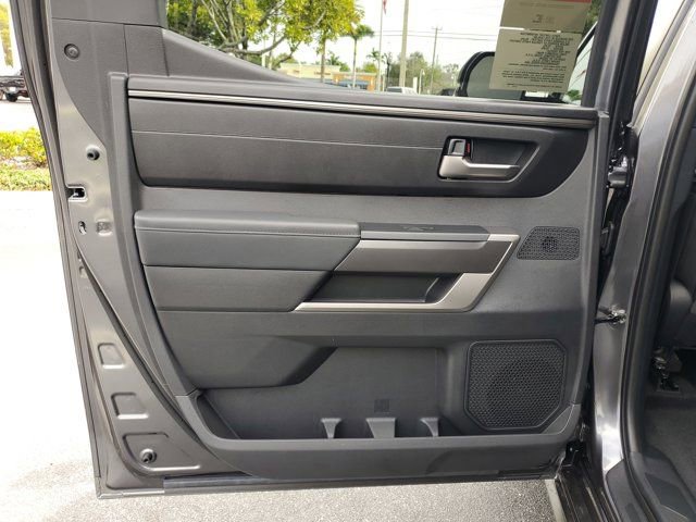 2026 Toyota Tundra SR5 - Photo 10