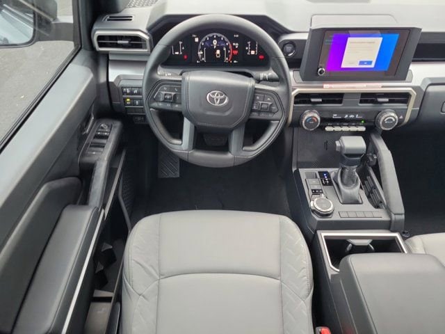 2026 Toyota Tacoma SR5 - Photo 13