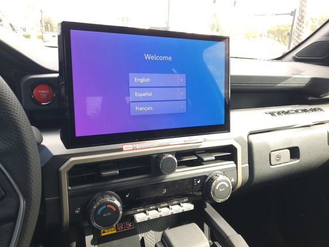 2025 Toyota Tacoma TRD Sport - Photo 16