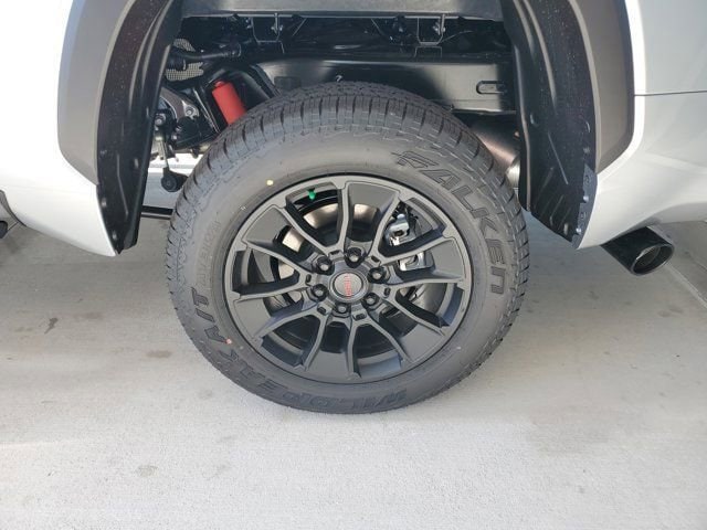 2026 Toyota Tundra SR5 - Photo 5