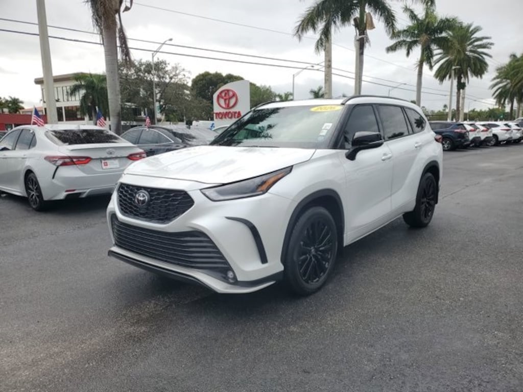 Certified 2026 Toyota Highlander XSE SUV