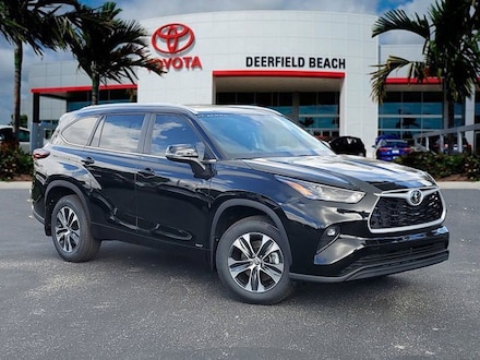 2026 Toyota Highlander Hybrid XLE SUV