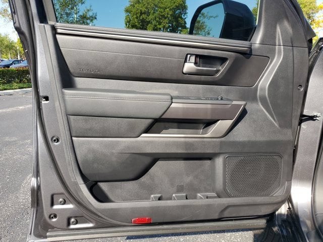 2026 Toyota Tundra SR5 - Photo 12