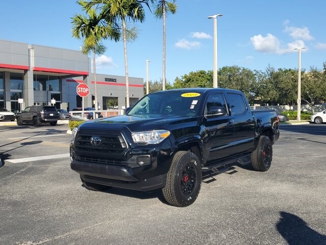2023 Toyota Tacoma SR photo 2