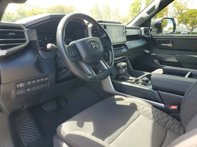 2026 Toyota Tundra SR5 - Photo 11