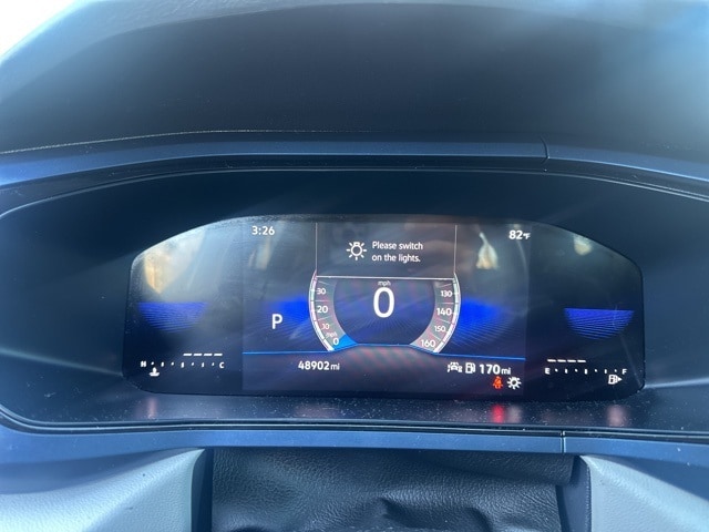 2024 Volkswagen Taos SE's photo